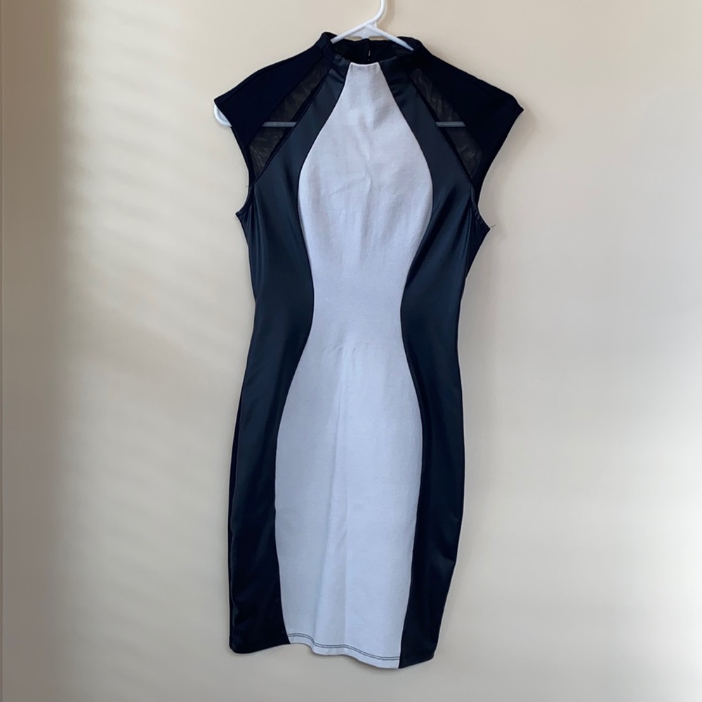 Agaci Body Contour Sexy Black & White Dress